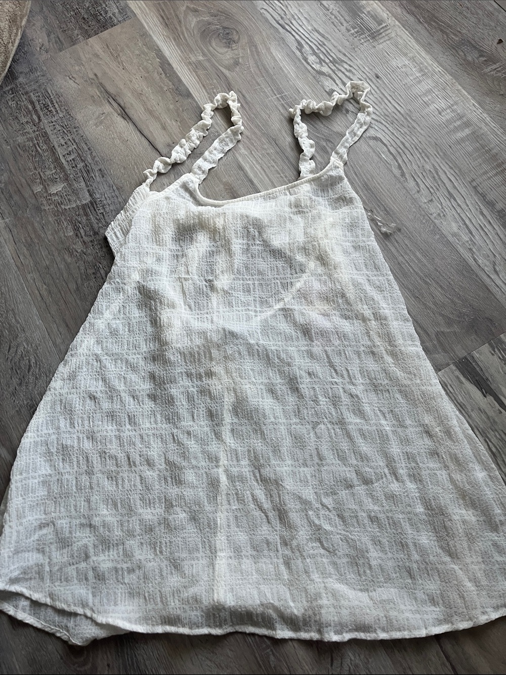 Women’s sleeveless chiffon cover up mini dress